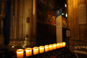 candle_chapelle