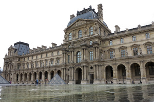 louvre_water